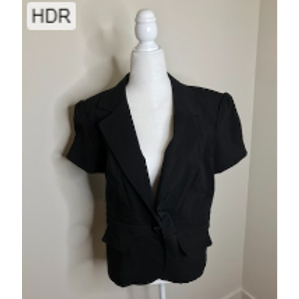 COMPONIX Short Princess Sleeved Black Stretch Blazer, size 10